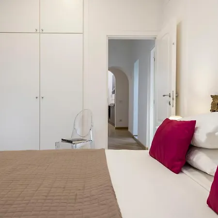 Downtown_blossom With Small Terrace *